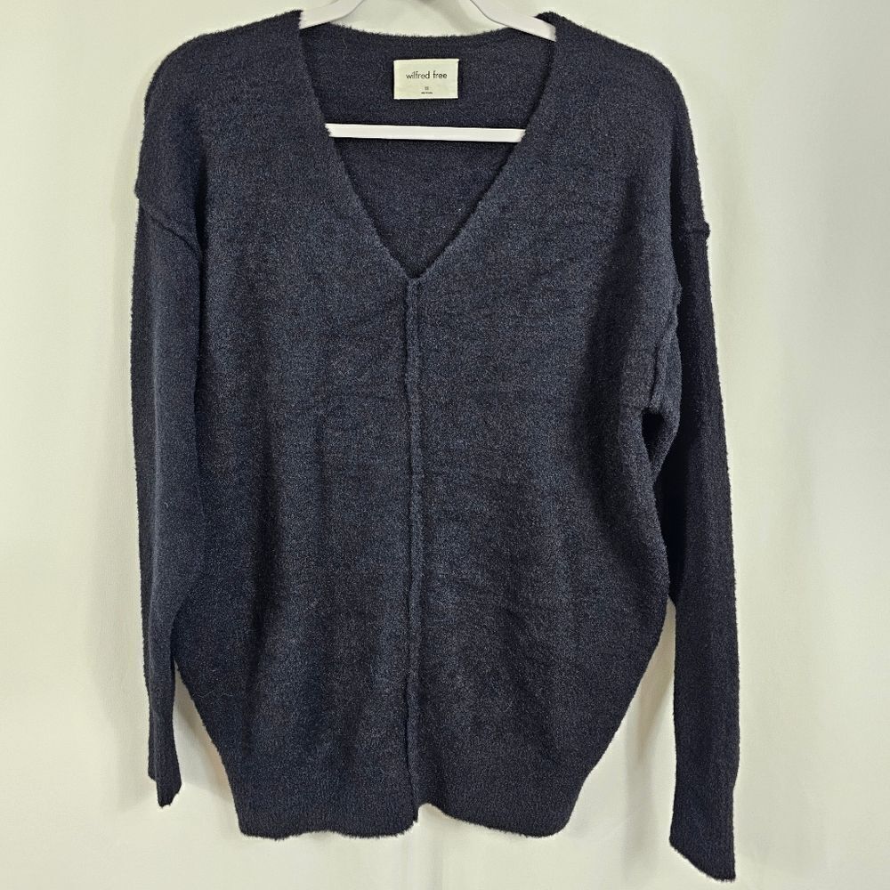 Aritzia Wilfred Free Hush Knit V-neck Sweater in Black - Size XS